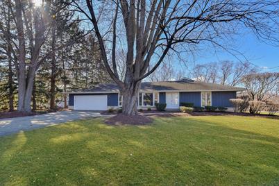 8S526 River Drive, Naperville, IL 60565 - Photo 1