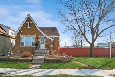 9447 S 55th Court, Oak Lawn, IL 60453 - Photo 1