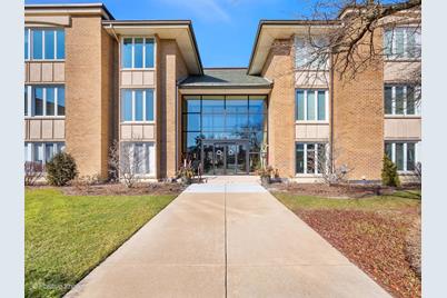 1 Oak Brook Club Drive #A212, Oak Brook, IL 60523 - Photo 1