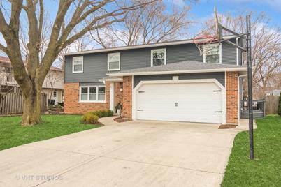 176 W Cunningham Drive, Palatine, IL 60067 - Photo 1