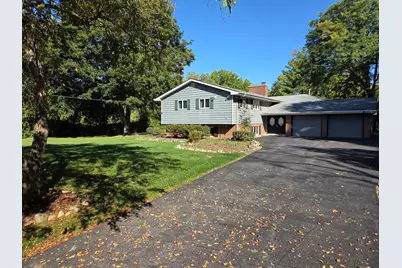 520 Eton Drive, North Barrington, IL 60010 - Photo 1