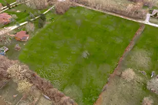 2010 W Loves Ln, Crete, IL 60417 - Photo 1