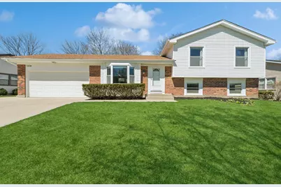 1030 Partridge Lane, Lake Zurich, IL 60047 - Photo 1