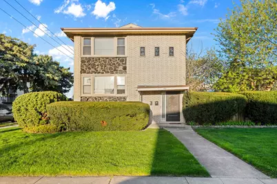 9301 S Kolmar Avenue, Oak Lawn, IL 60453 - Photo 1