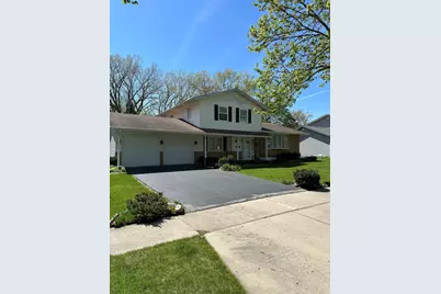 36 S Winston Drive, Palatine, IL 60074 - Photo 1