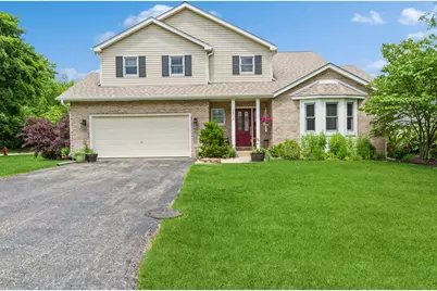 1816 E Vista Terrace, Lindenhurst, IL 60046 - Photo 1