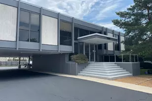 7373 N Lincoln Ave, Lincolnwood, IL 60712 - Photo 1