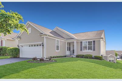 3141 Rockwell Circle, Mundelein, IL 60060 - Photo 1