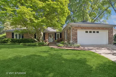 810 Horne Street, Saint Charles, IL 60174 - Photo 1