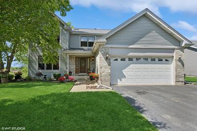 557 Farmhill Circle, Wauconda, IL 60084 - Photo 1