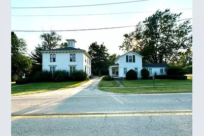 1N326 La Fox Road, La Fox, IL 60147 - Photo 1