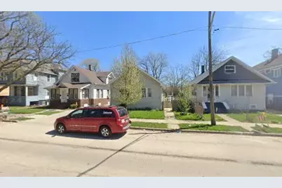 815 S McAlister Avenue, Waukegan, IL 60085 - Photo 1