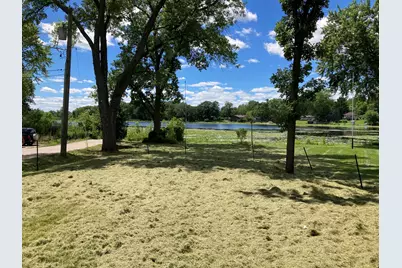 42028 N East Road, Antioch, IL 60002 - Photo 1