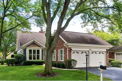 2184 N Lake Shore Circle, Arlington Heights, IL 60004 - Photo 1