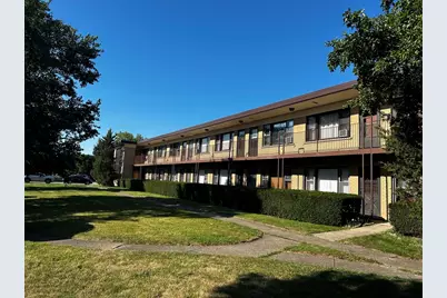 34 King Arthur Court #7, Northlake, IL 60164 - Photo 1