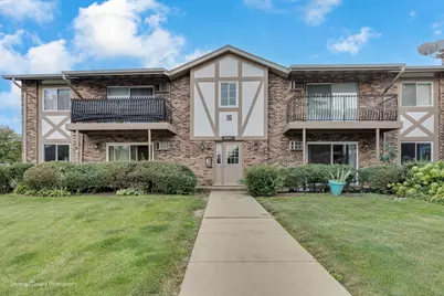 9S220 Lake Drive #16-109, Willowbrook, IL 60527 - Photo 1