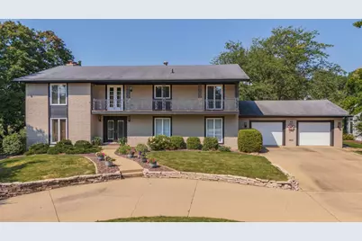 40 Country Club Place, Bloomington, IL 61701 - Photo 1