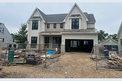 185 E Oneida Avenue, Elmhurst, IL 60126 - Photo 1