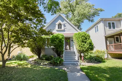 811 N Lombard Avenue, Oak Park, IL 60302 - Photo 1