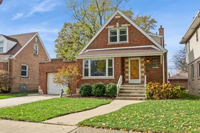 10108 S Spaulding Avenue, Evergreen Park, IL 60805 - Photo 1