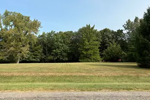 1229 Sunnyslope Dr, Varna, IL 61375 - Photo 1