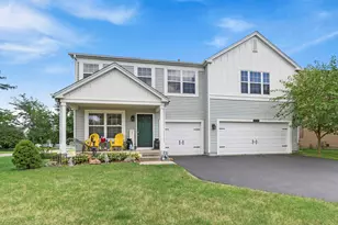 214 E Lark Ave, Cortland, IL 60112 - Photo 1