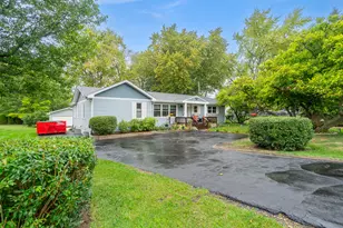 1111 Hart Rd, Batavia, IL 60510 - Photo 1