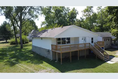 465 E Ash Street, Watseka, IL 60970 - Photo 1