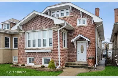 6217 N Campbell Avenue, Chicago, IL 60659 - Photo 1