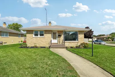 1802 21st Street, Kenosha, WI 53140 - Photo 1