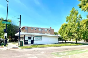 2556 N Laramie Ave, Chicago, IL 60639 - Photo 1