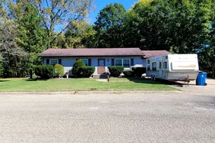 3101 Bedford Dr, Princeton, IL 61356 - Photo 1