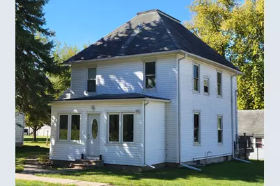 202 S Birch Street, Wenona, IL 61377 - Photo 1