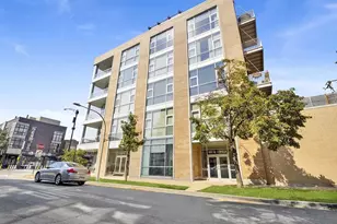 1550 W Cornelia Ave, Chicago, IL 60657 - Photo 1