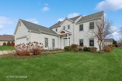 17206 W Gurnee Glen Drive, Gurnee, IL 60031 - Photo 1