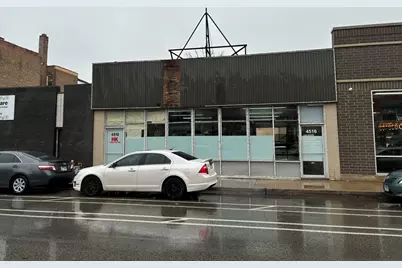 4518 W Lawrence Avenue, Chicago, IL 60630 - Photo 1