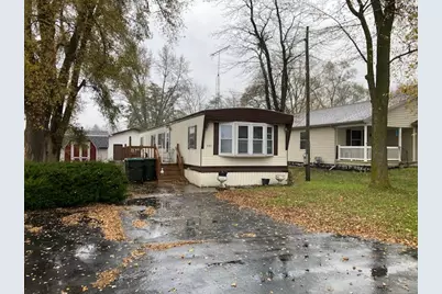 302 Oak Street, Braidwood, IL 60408 - Photo 1