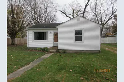 303 W Forest Avenue, Atwood, IL 61913 - Photo 1