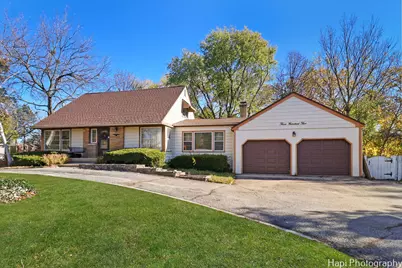 305 N Schoenbeck Road, Prospect Heights, IL 60070 - Photo 1