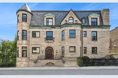 2480 N Lakeview Avenue, Chicago, IL 60614 - Photo 1