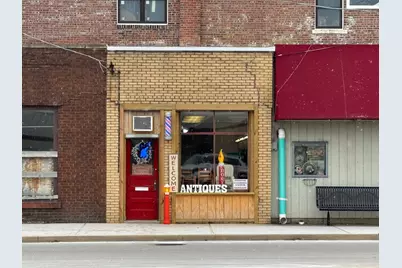 118 W Howard Street, Pontiac, IL 61764 - Photo 1