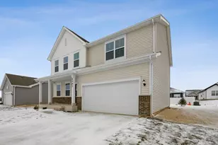 510 N Sycamore St, Hinckley, IL 60520 - Photo 1