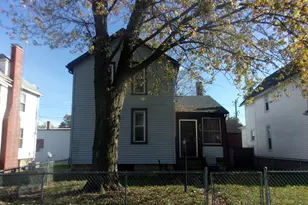 932 S Washington Ave, Kankakee, IL 60901 - Photo 1
