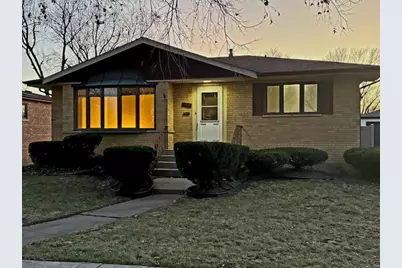 10016 Minnick Avenue, Oak Lawn, IL 60453 - Photo 1