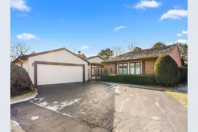 95 Briarwood Circle, Oak Brook, IL 60523 - Photo 1