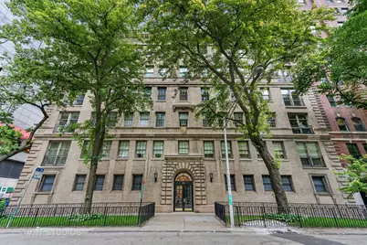 200 E Pearson Street #2E, Chicago, IL 60611 - Photo 1