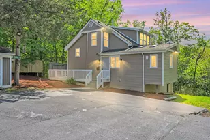 6N772 Tuscola Ave, Saint Charles, IL 60174 - Photo 1