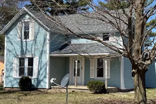 301 W 9th St, McNabb, IL 61335 - Photo 1