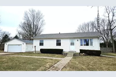 221 10th Avenue, Kingston, IL 60145 - Photo 1