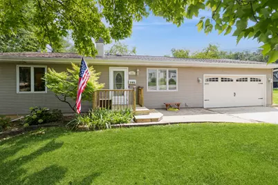 295 S Walnut Street, South Elgin, IL 60177 - Photo 1